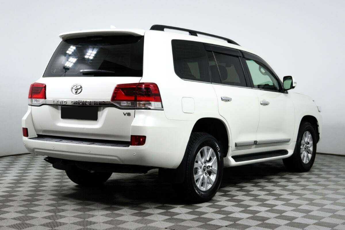 Toyota Land Cruiser с пробегом — 2016 год. Фото: #4