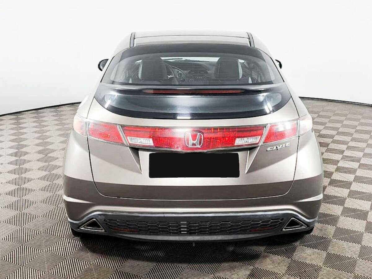 Honda Civic с пробегом — 2007 год. Фото: #5