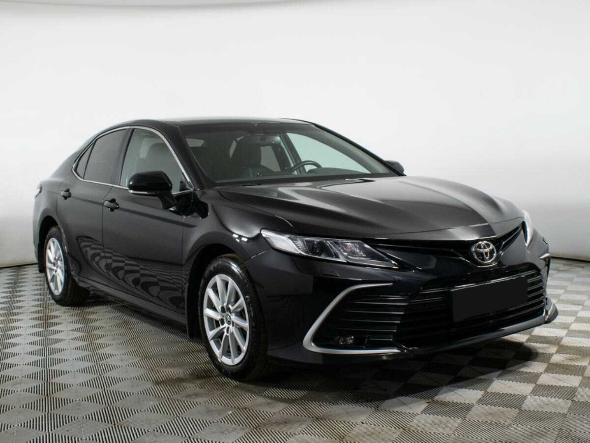 Toyota Camry с пробегом — 2021 год. Фото: #2