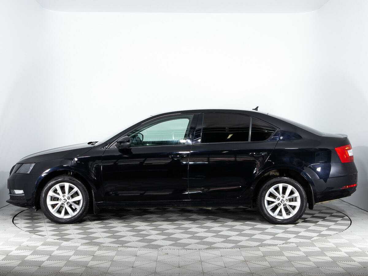 Skoda Octavia с пробегом — 2018 год. Фото: #7