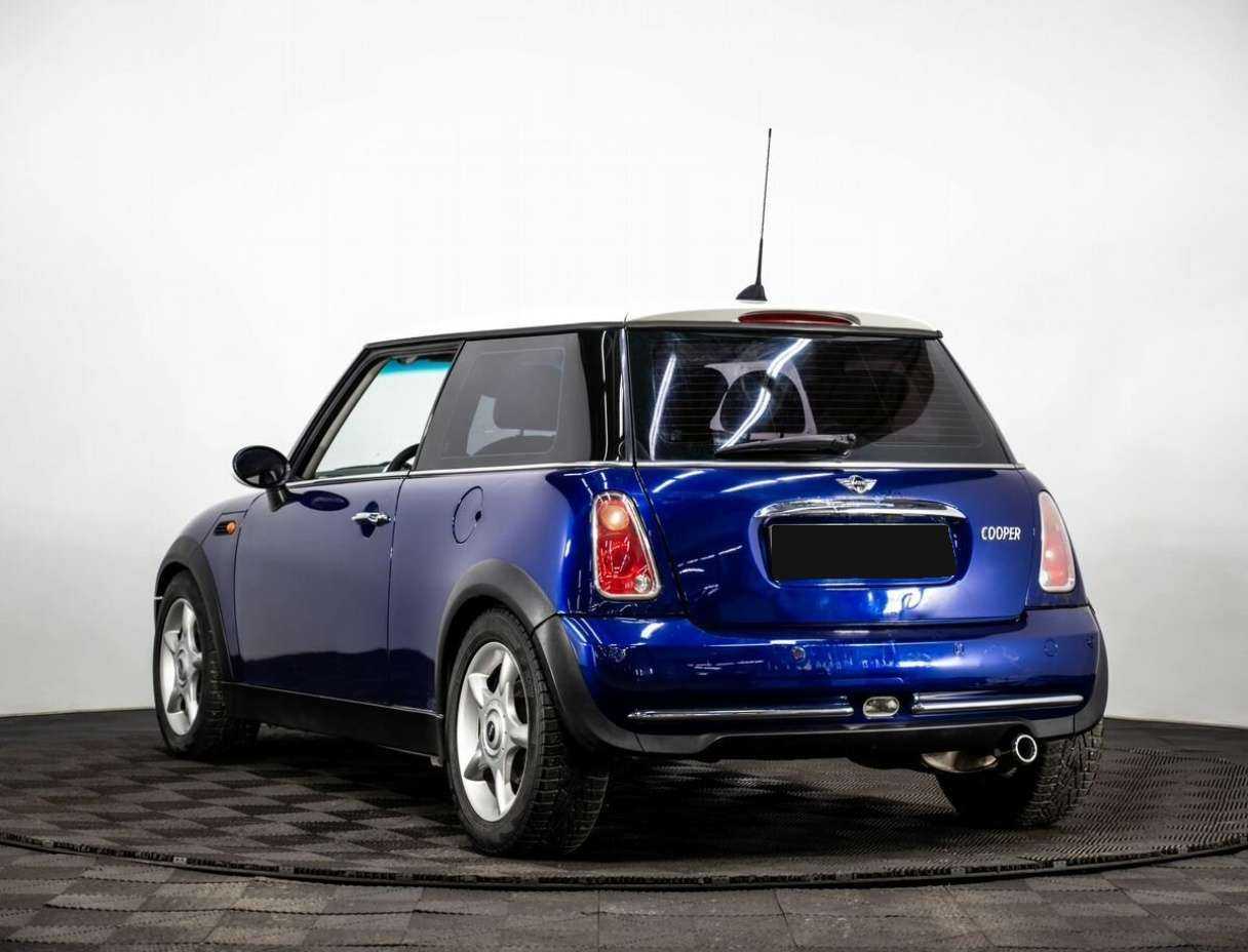 Mini Hatch с пробегом — 2005 год. Фото: #3