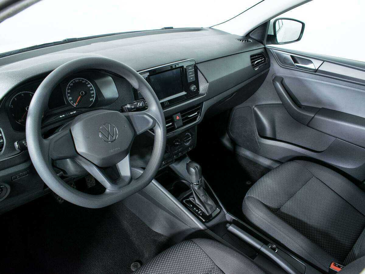 Volkswagen Polo с пробегом — 2021 год. Фото: #12