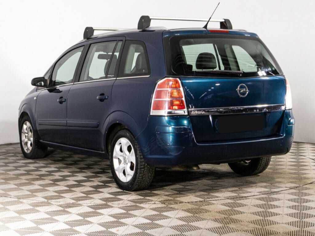 Opel Zafira с пробегом — 2007 год. Фото: #6