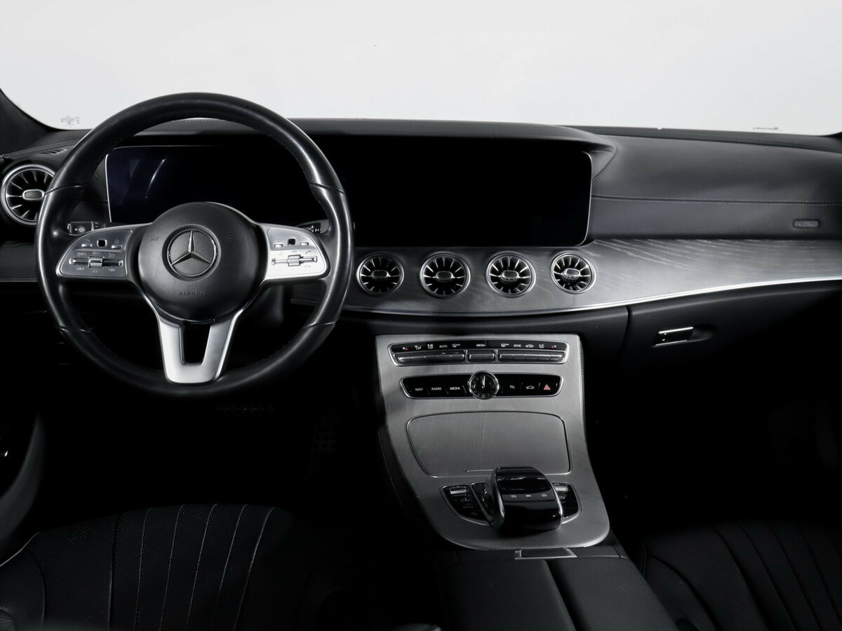 Mercedes-Benz CLS с пробегом — 2019 год. Фото: #11