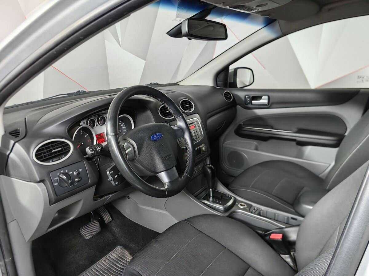 Ford Focus с пробегом — 2010 год. Фото: #13