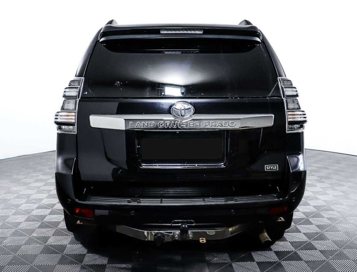 Toyota Land Cruiser Prado с пробегом — 2016 год. Фото: #5