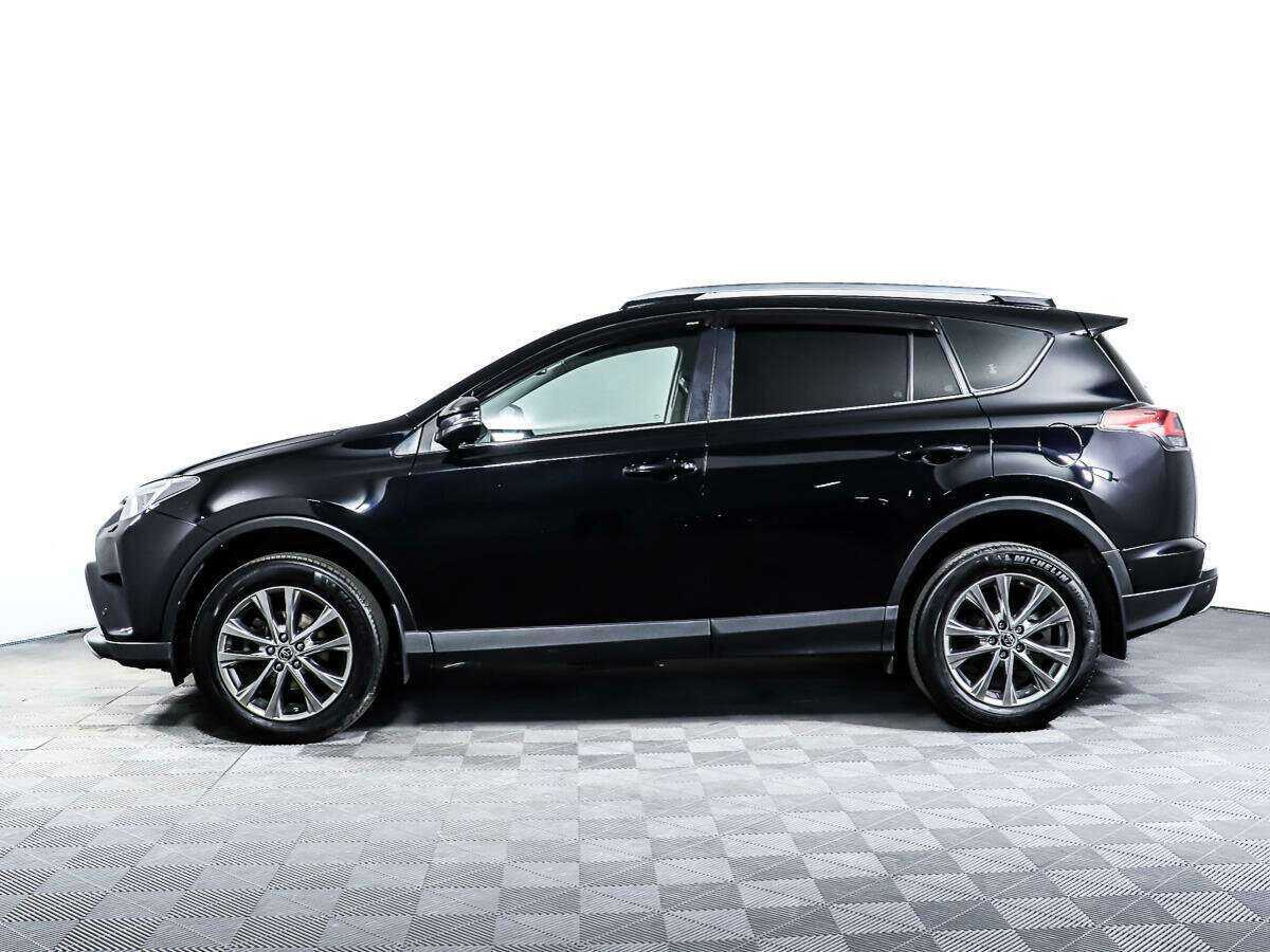 Toyota RAV4 с пробегом — 2018 год. Фото: #7