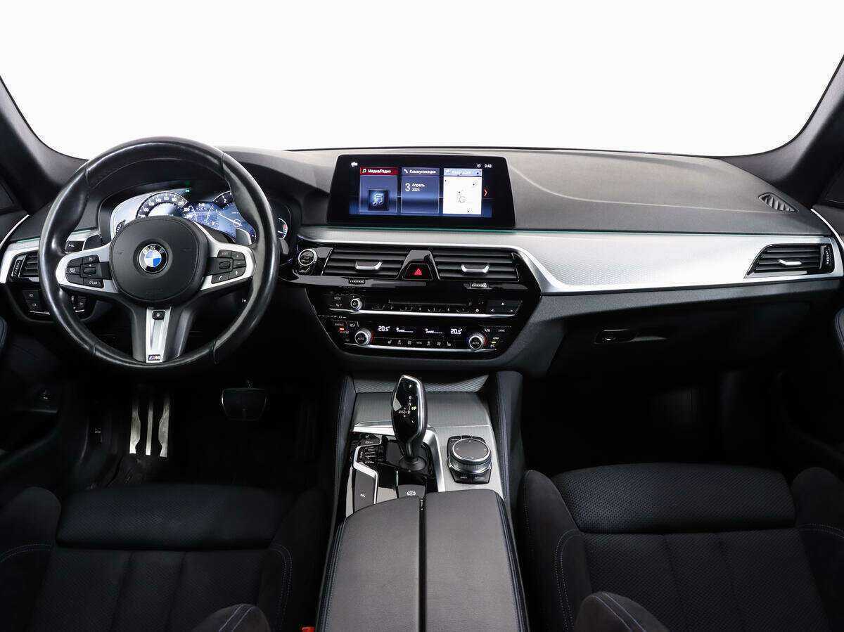 BMW 5 серии с пробегом — 2017 год. Фото: #7