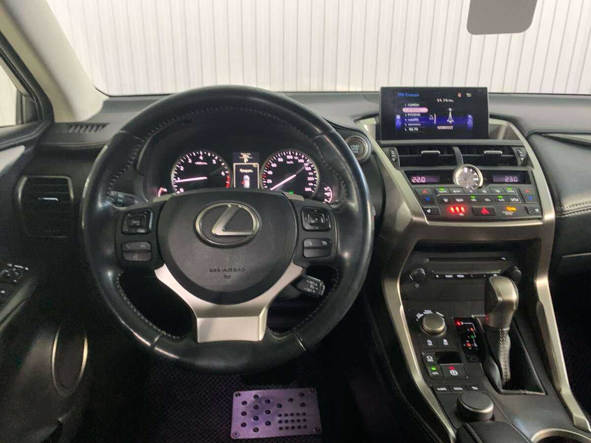Lexus NX с пробегом — 2014 год. Фото: #9