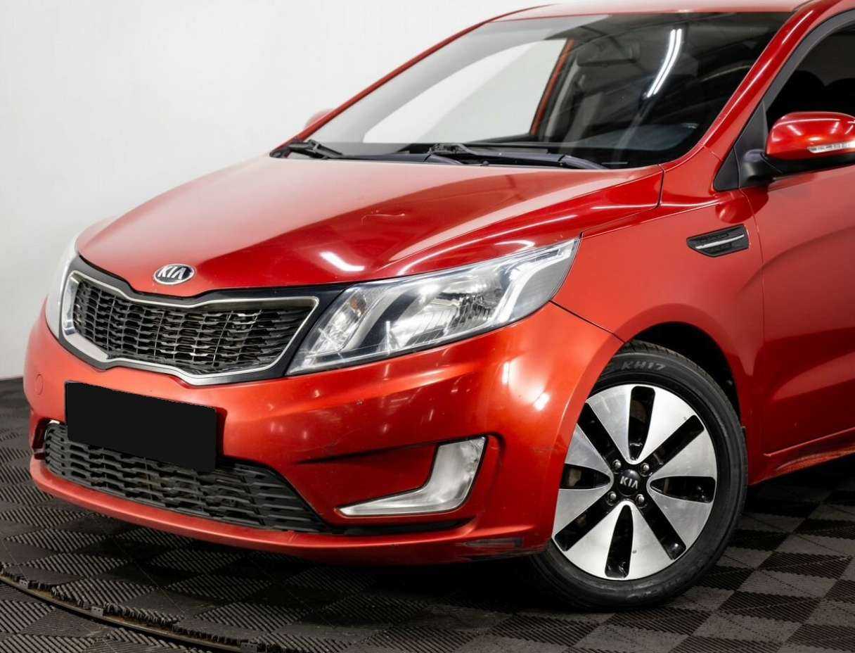 Kia Rio с пробегом — 2013 год. Фото: #4
