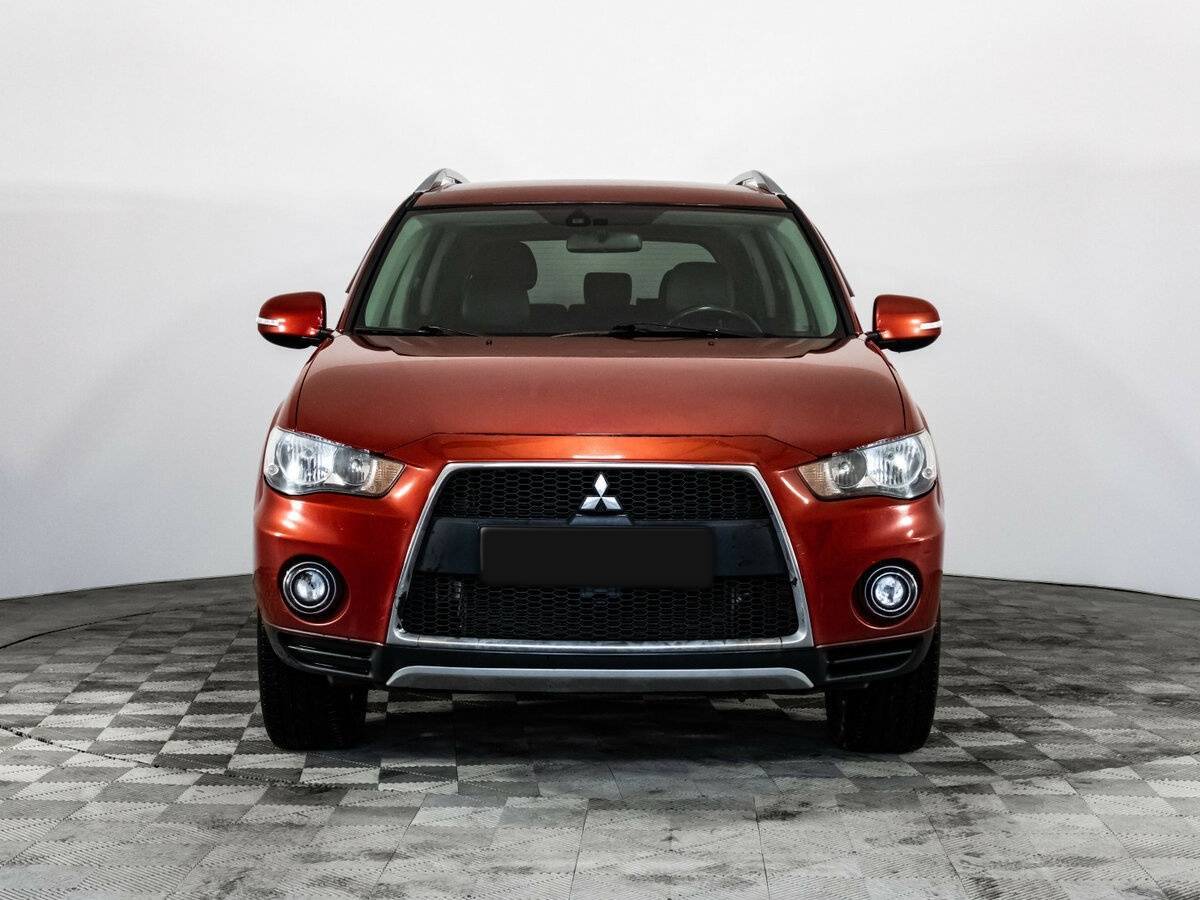Mitsubishi Outlander с пробегом — 2009 год. Фото: #1