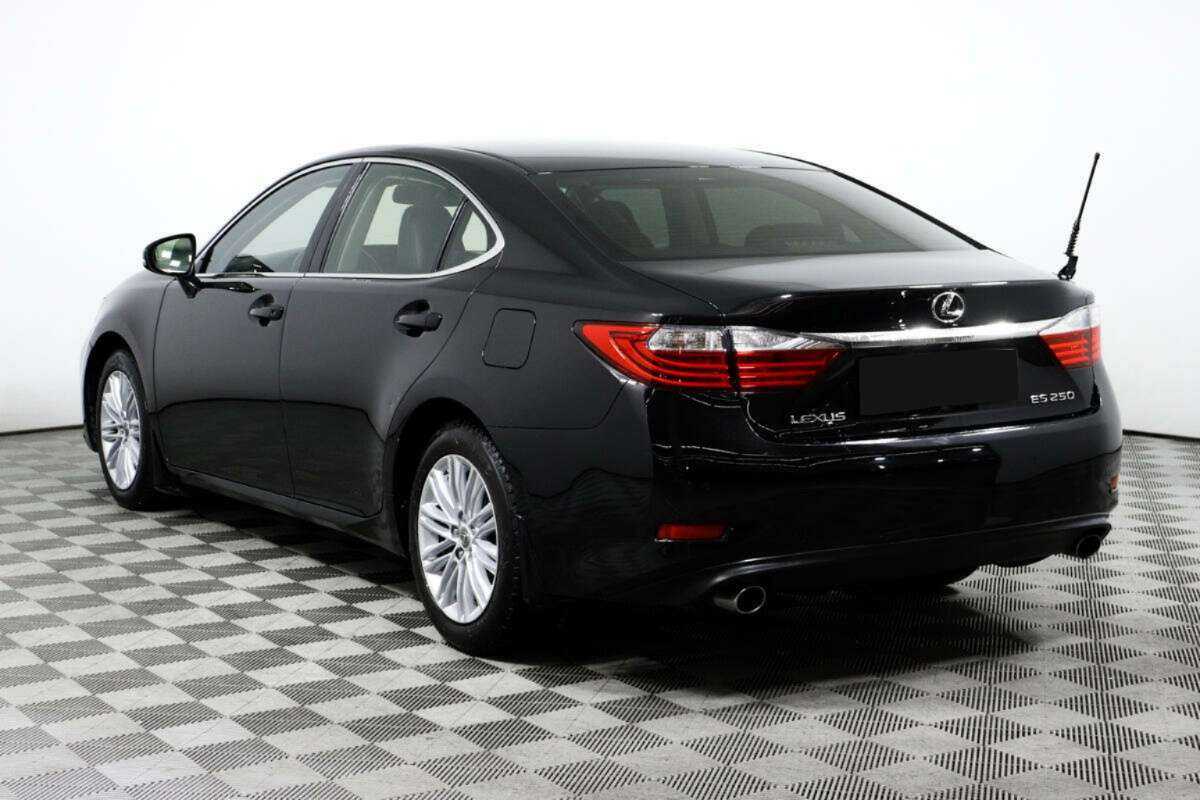 Lexus ES с пробегом — 2013 год. Фото: #6