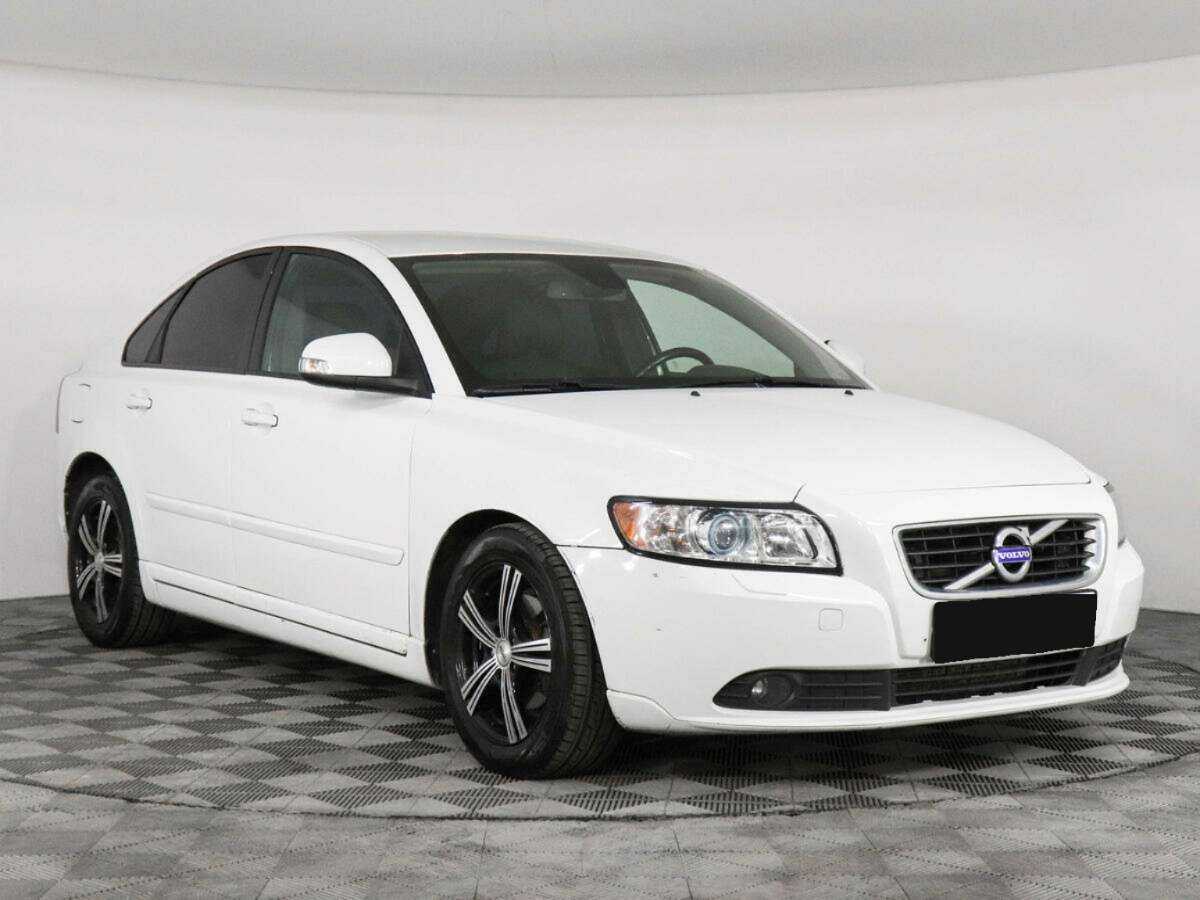 Volvo S40 с пробегом — 2011 год. Фото: #1