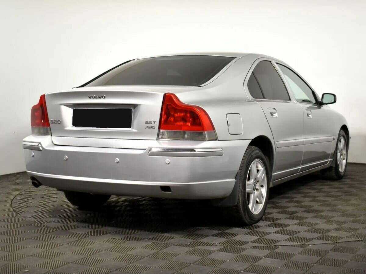 Volvo S60 с пробегом — 2005 год. Фото: #2