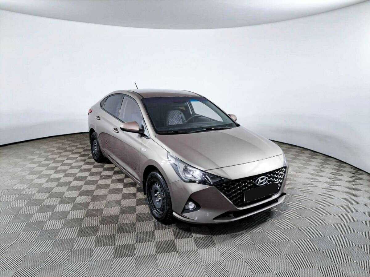 Hyundai Solaris с пробегом — 2020 год. Фото: #2