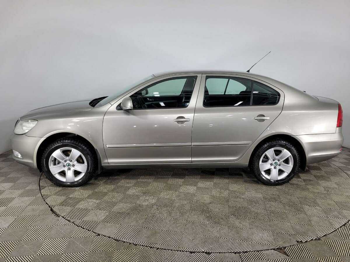 Skoda Octavia с пробегом — 2010 год. Фото: #4