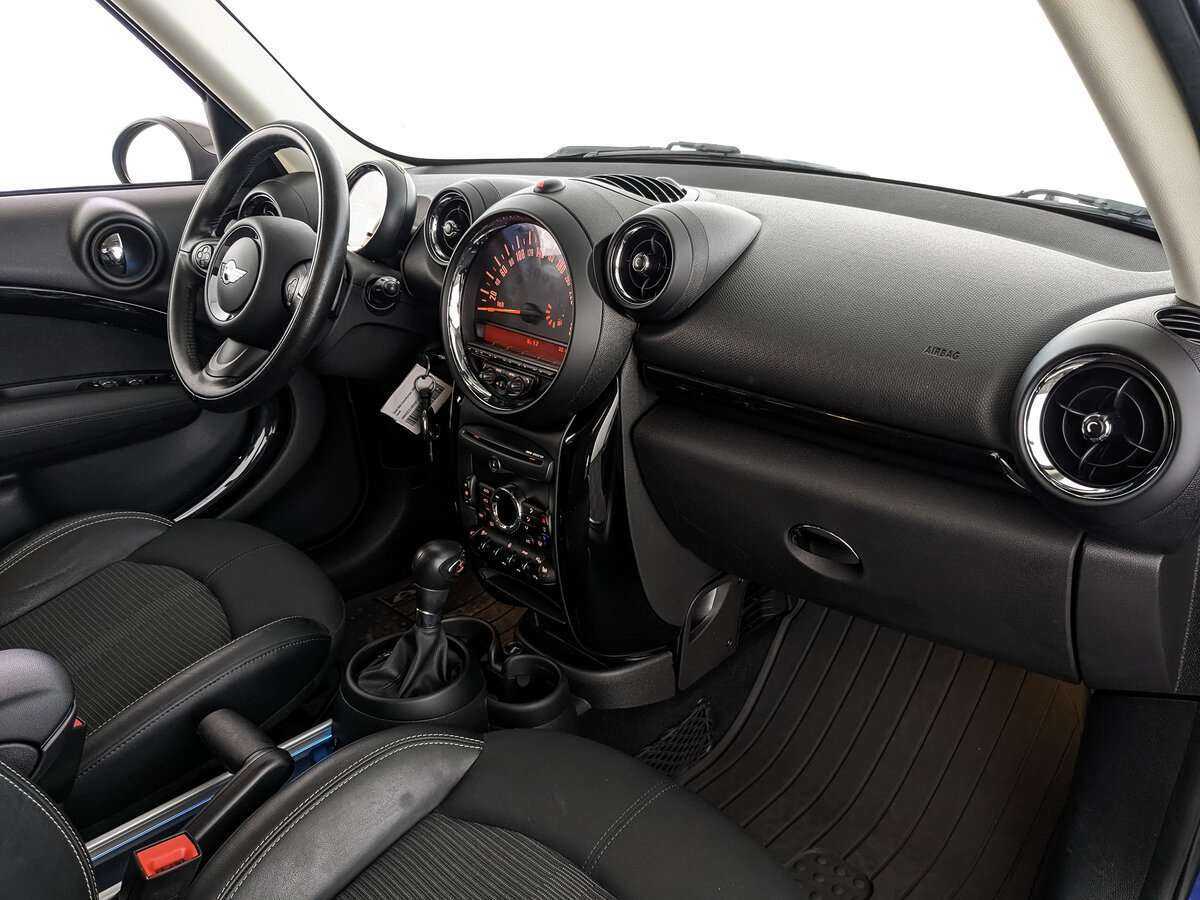 Mini Countryman с пробегом — 2016 год. Фото: #12