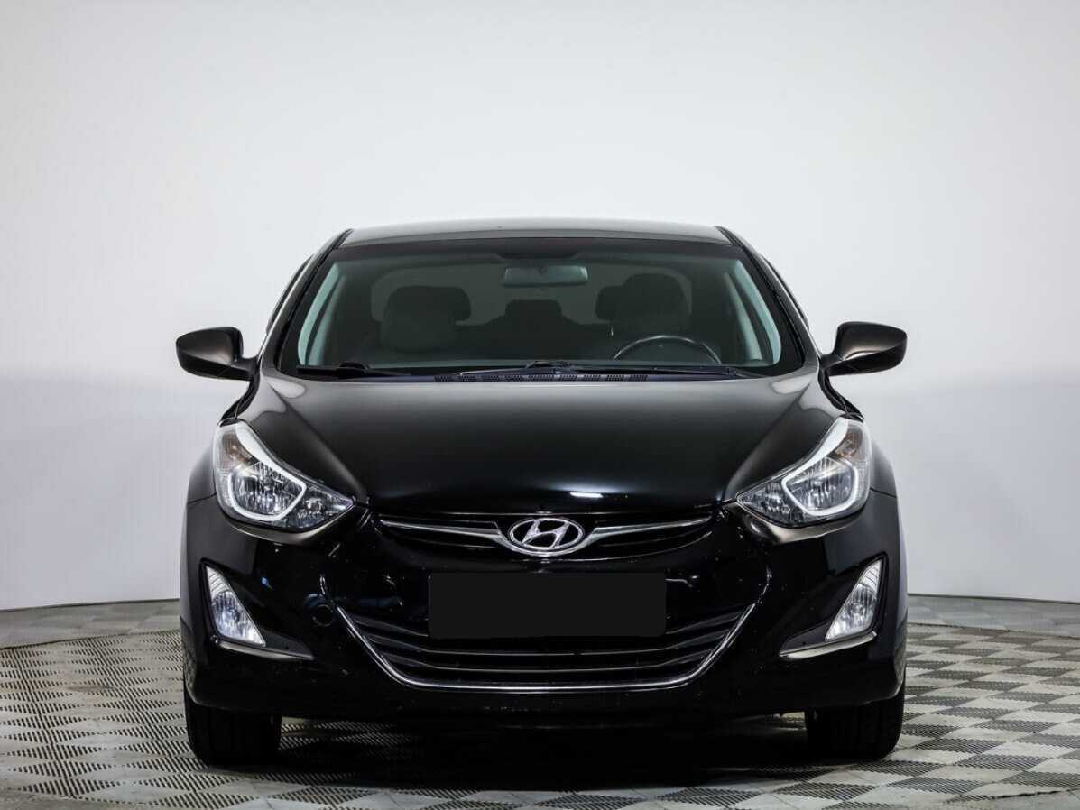 Hyundai Elantra с пробегом — 2015 год. Фото: #0