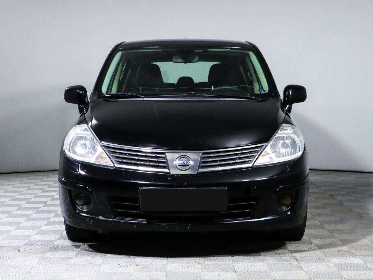 Nissan Tiida с пробегом — 2008 год. Фото: #1