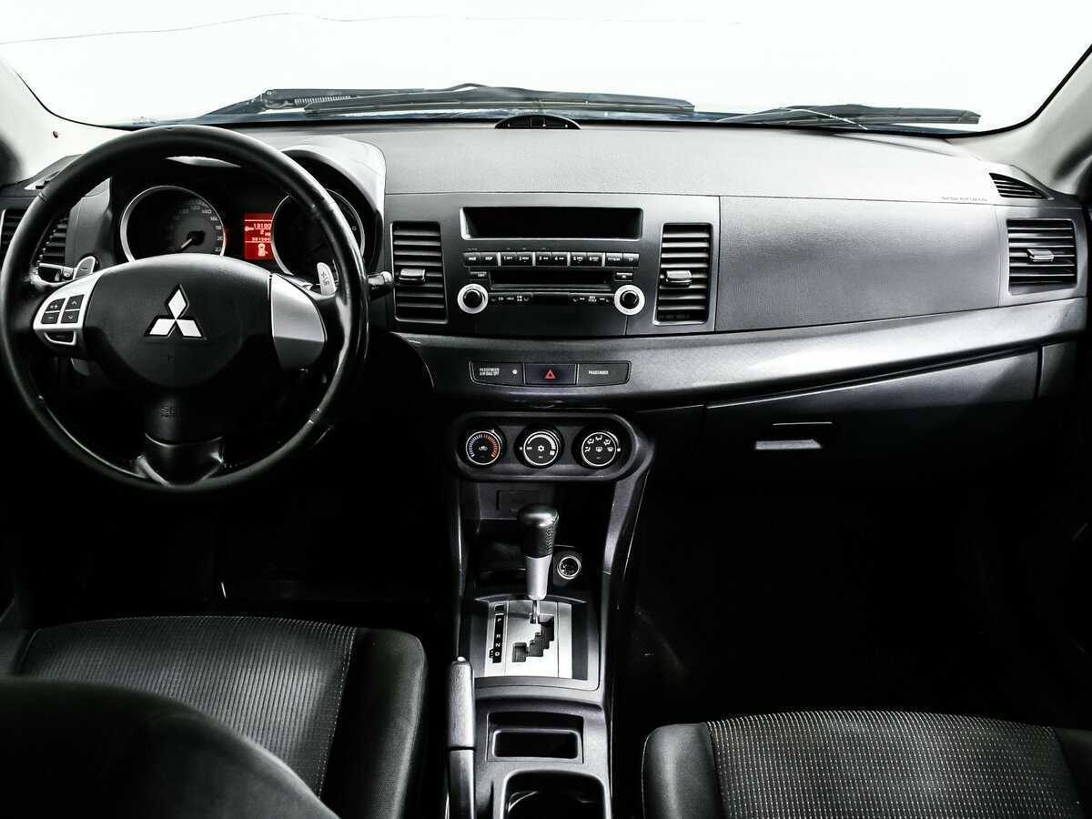 Mitsubishi Lancer с пробегом — 2008 год. Фото: #10