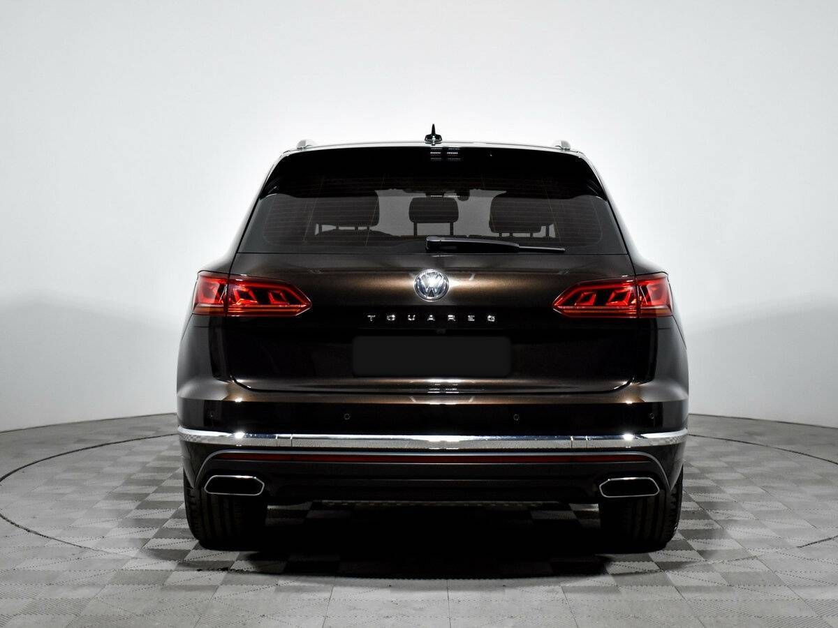 Volkswagen Touareg с пробегом — 2019 год. Фото: #6
