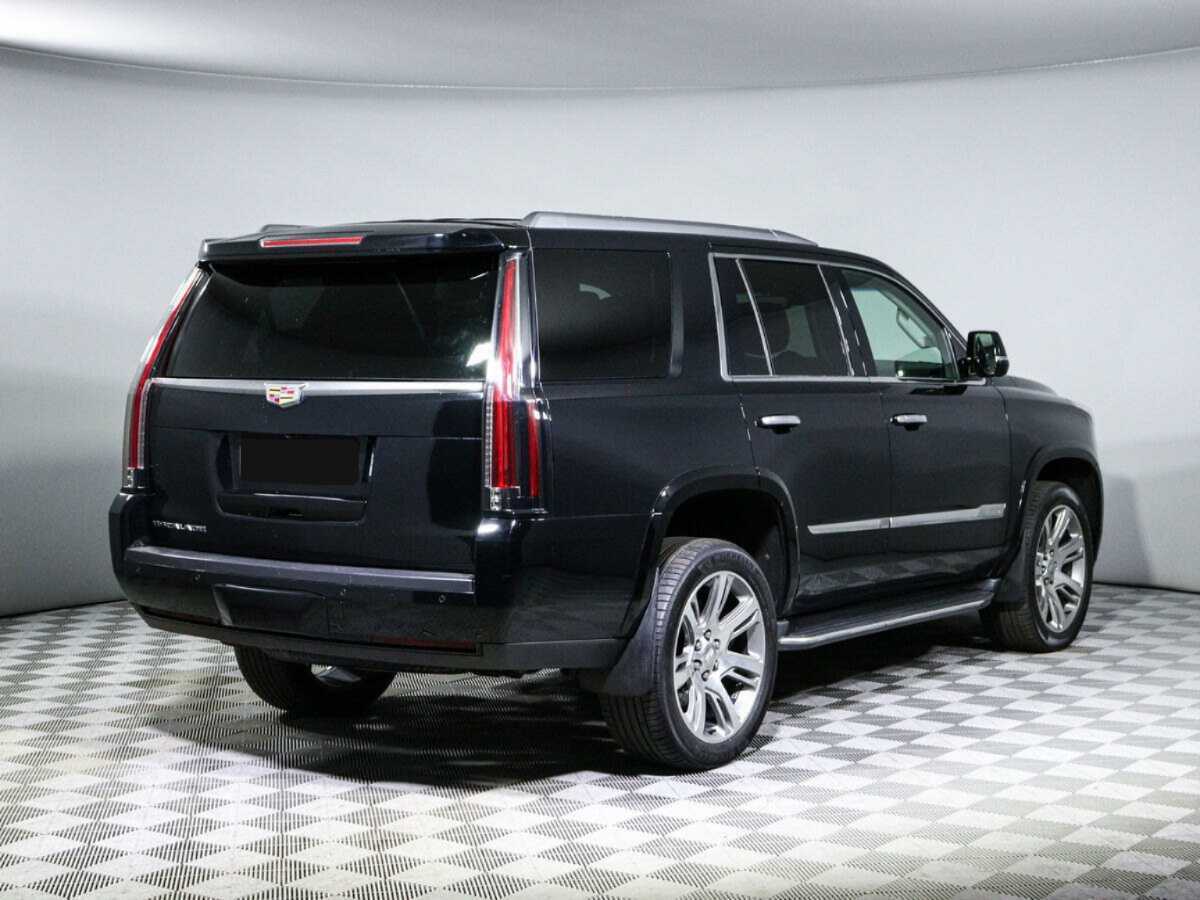 Cadillac Escalade с пробегом — 2016 год. Фото: #4