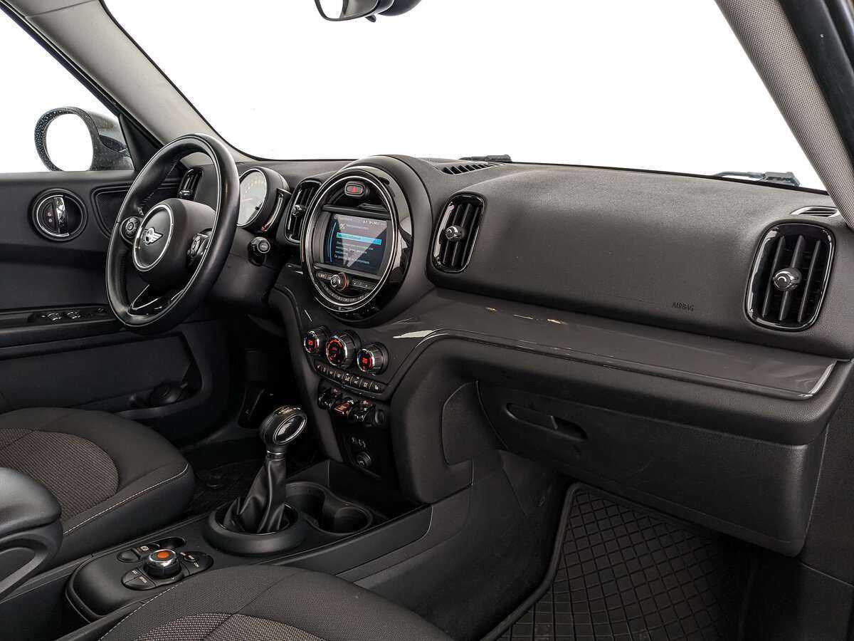 Mini Countryman с пробегом — 2018 год. Фото: #8