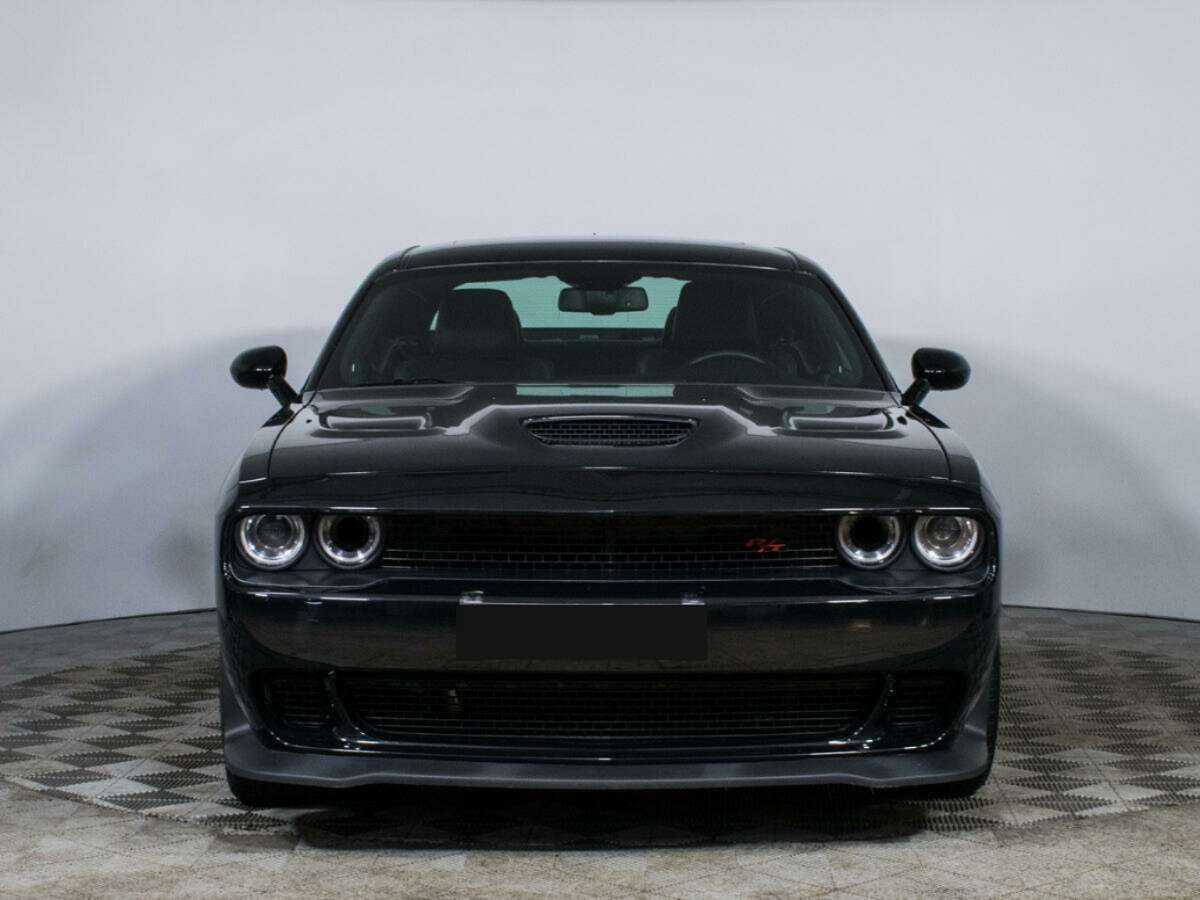 Dodge Challenger с пробегом — 2022 год. Фото: #1