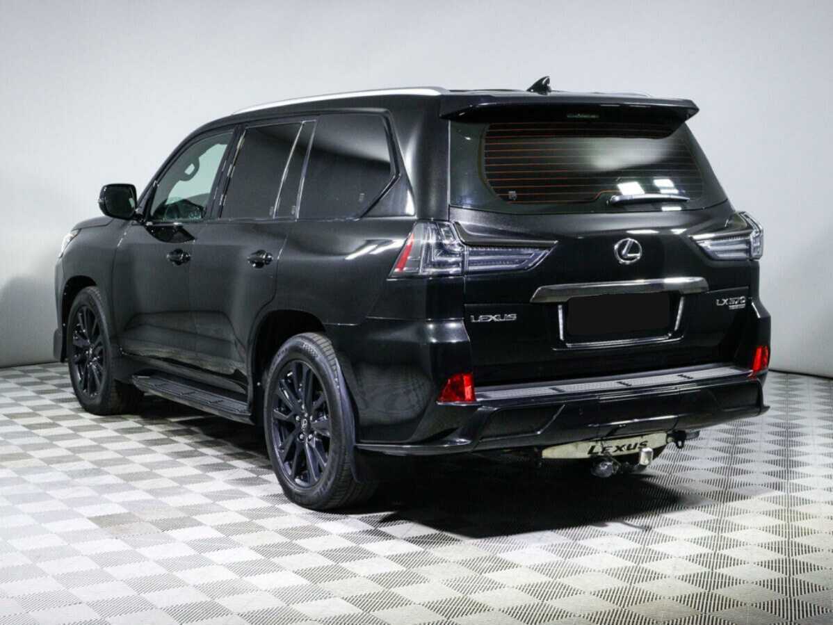 Lexus LX с пробегом — 2017 год. Фото: #6