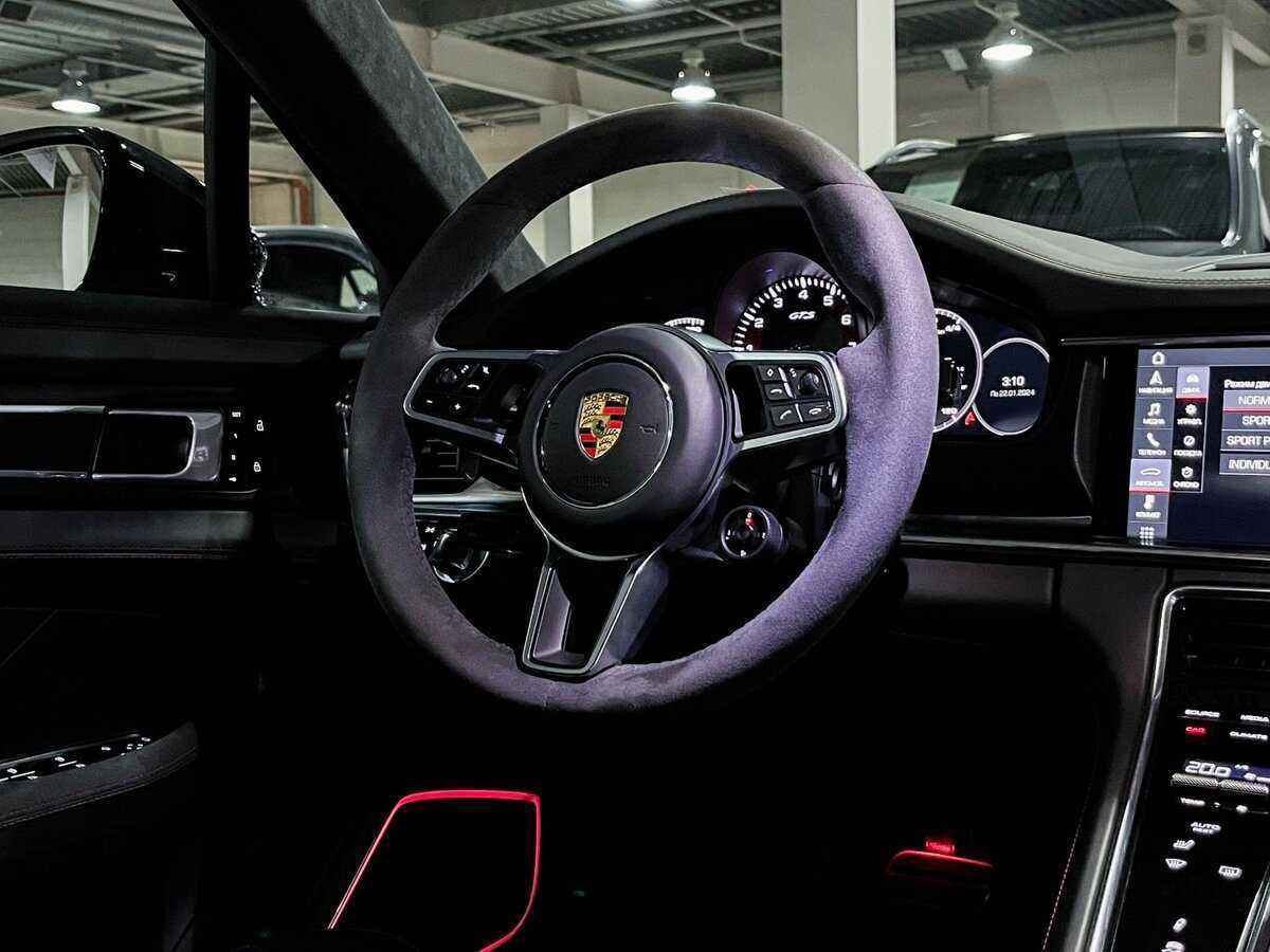Porsche Panamera с пробегом — 2020 год. Фото: #10