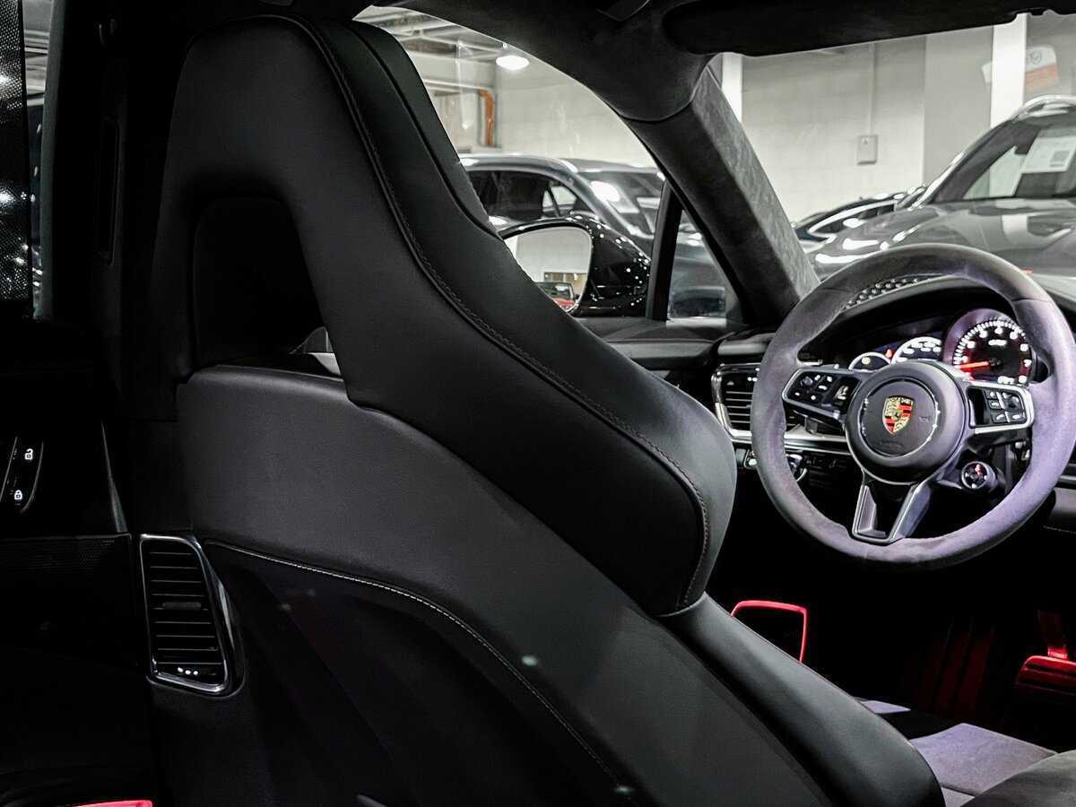 Porsche Panamera с пробегом — 2020 год. Фото: #15