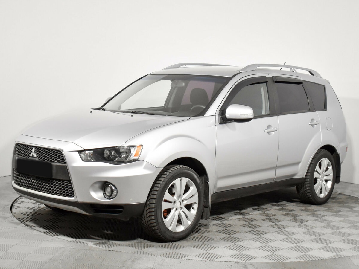Mitsubishi Outlander с пробегом — 2010 год. Фото: #0