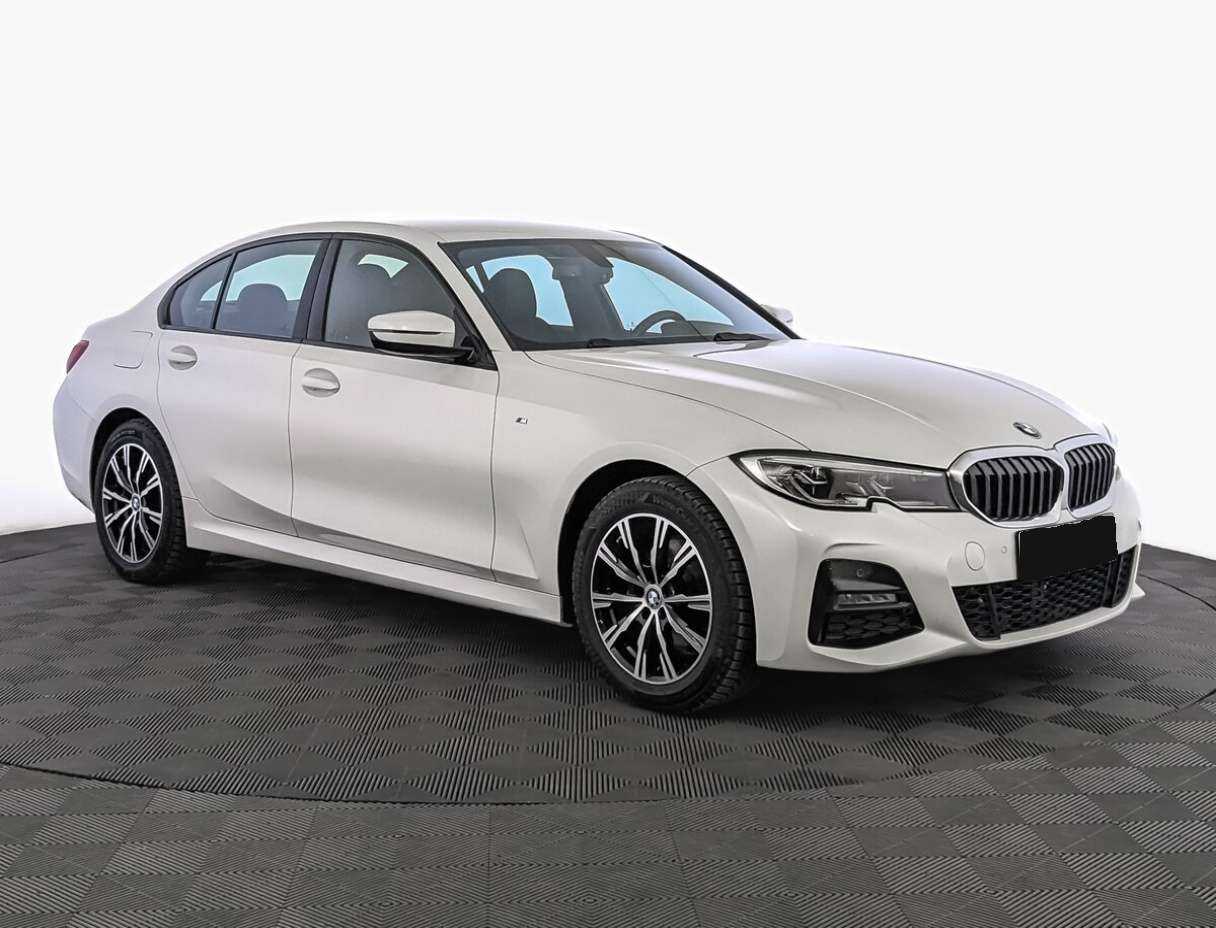 BMW 3 серии с пробегом — 2021 год. Фото: #2
