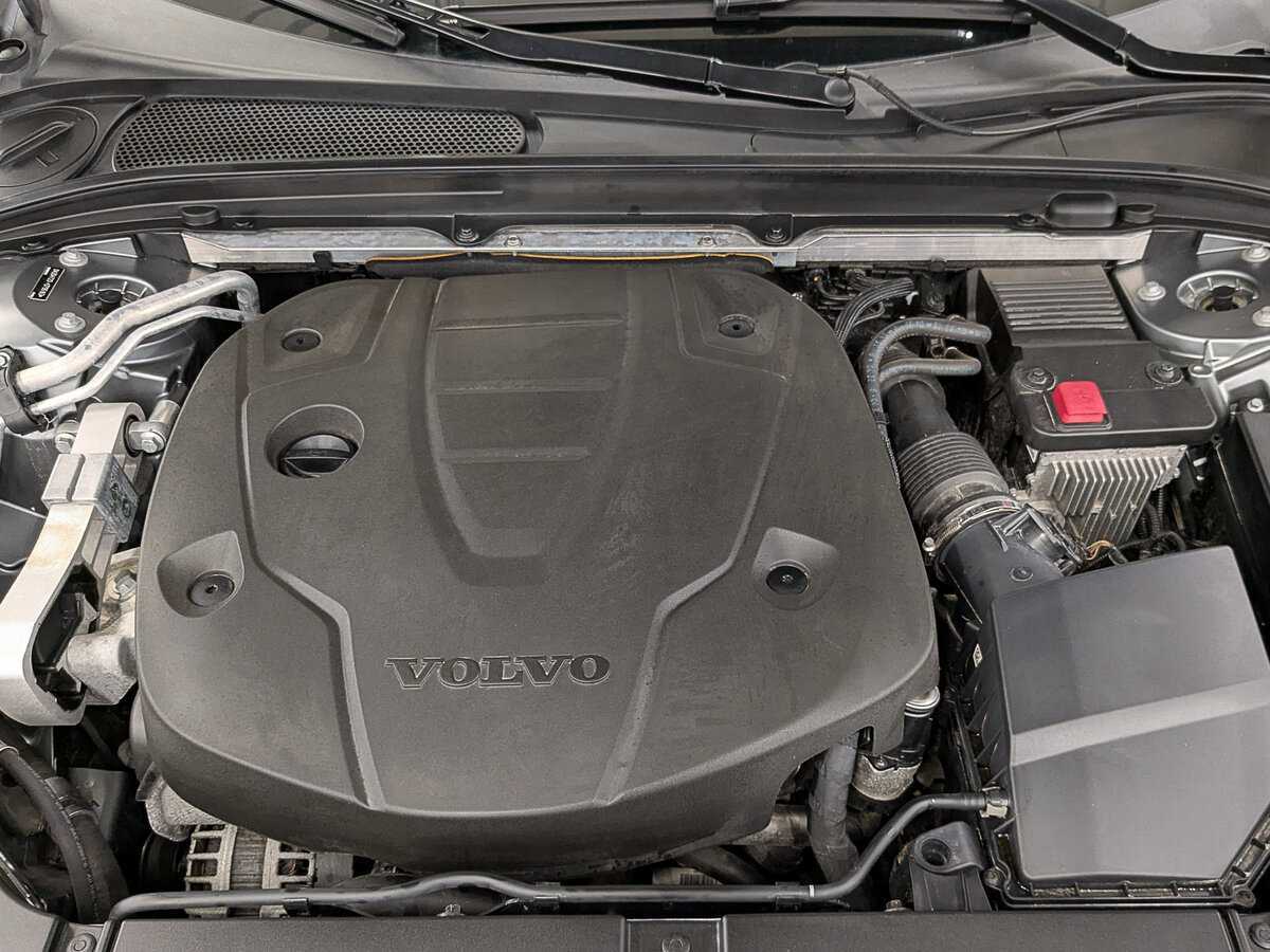 Volvo V90 Cross Country с пробегом — 2018 год. Фото: #8