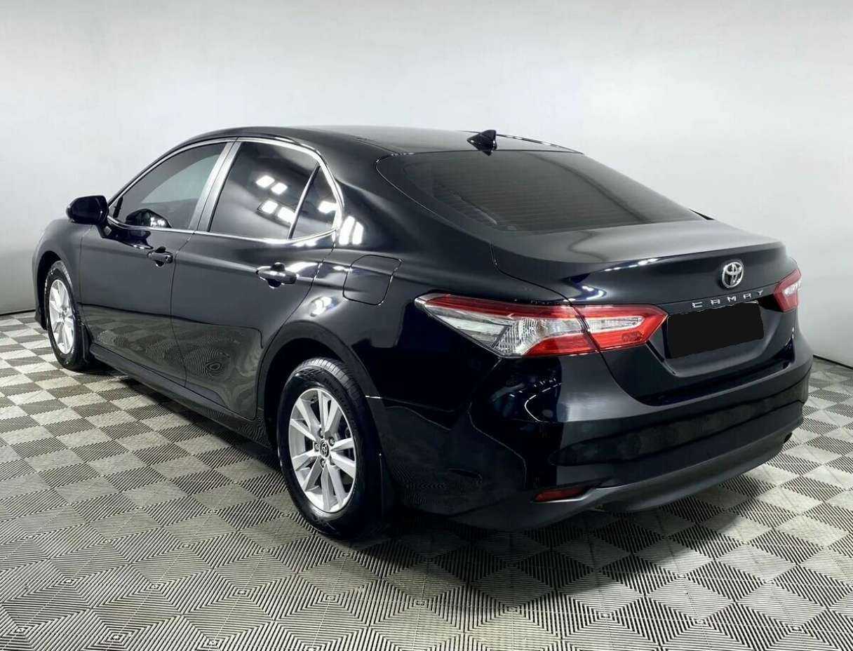 Toyota Camry с пробегом — 2020 год. Фото: #5
