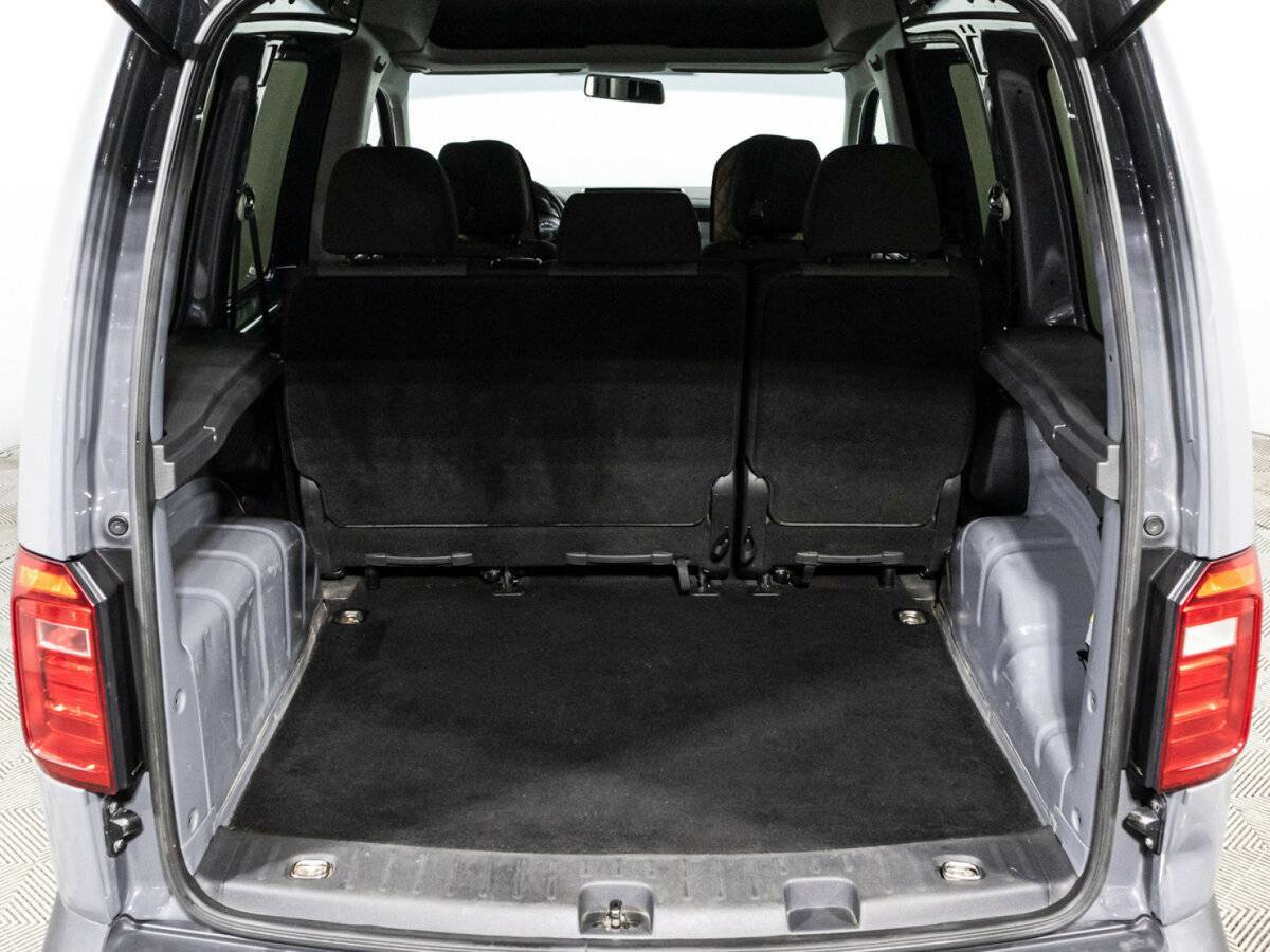 Volkswagen Caddy с пробегом — 2017 год. Фото: #15