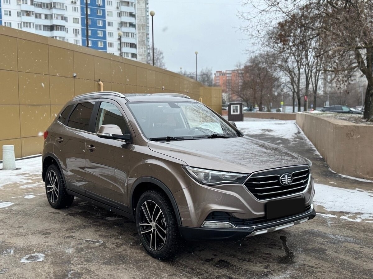 FAW Besturn X40 с пробегом — 2020 год. Фото: #2