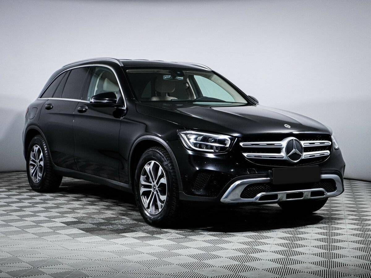 Mercedes-Benz GLC с пробегом — 2021 год. Фото: #2