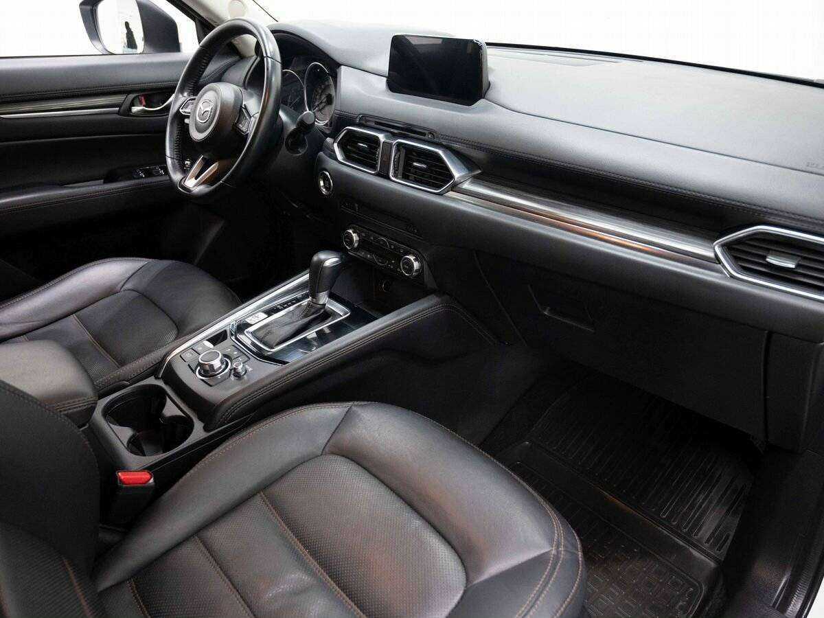 Mazda CX-5 с пробегом — 2018 год. Фото: #10