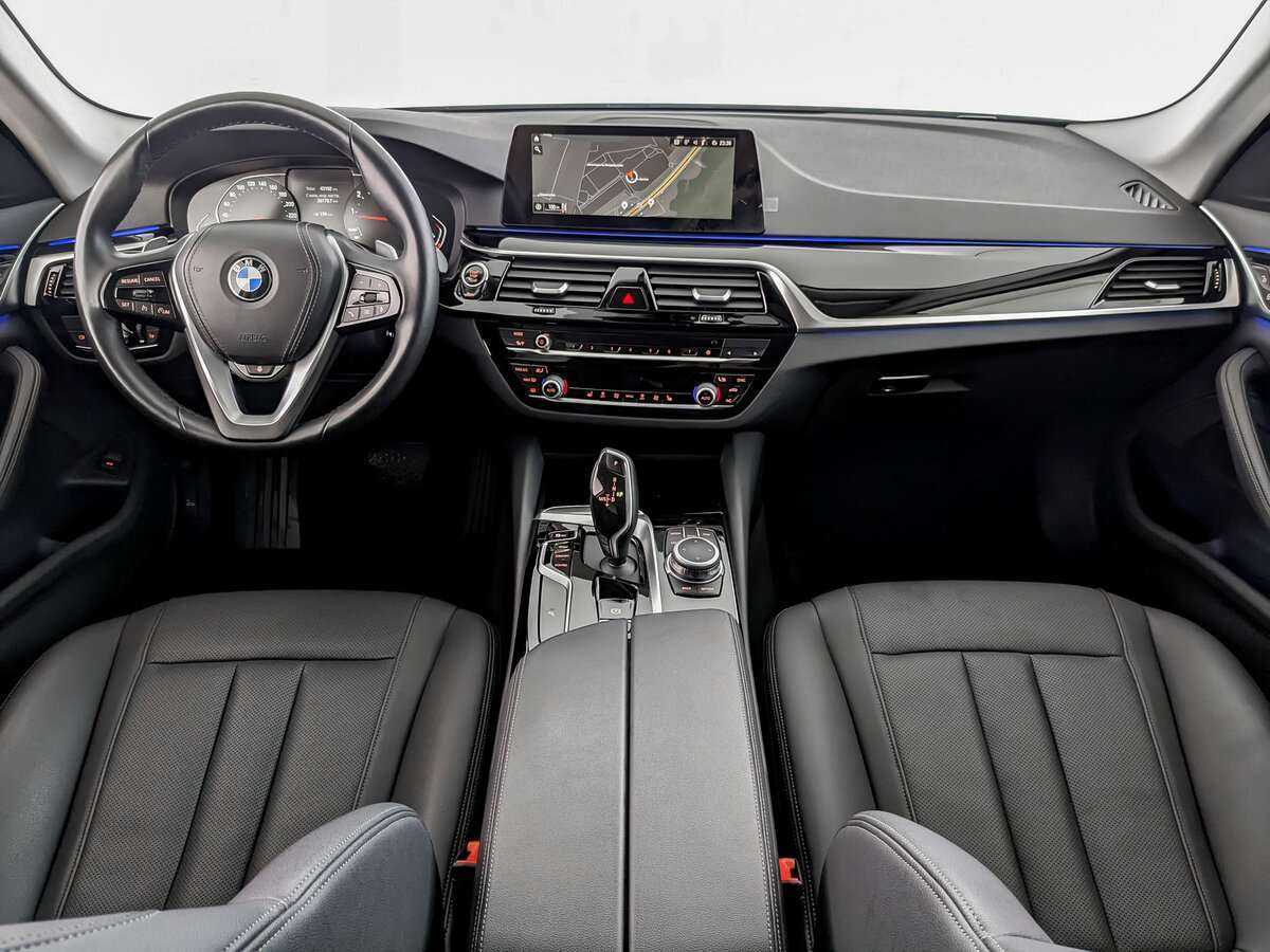 BMW 5 серии с пробегом — 2021 год. Фото: #11