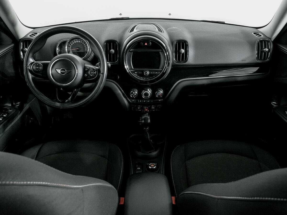 Mini Countryman с пробегом — 2018 год. Фото: #10