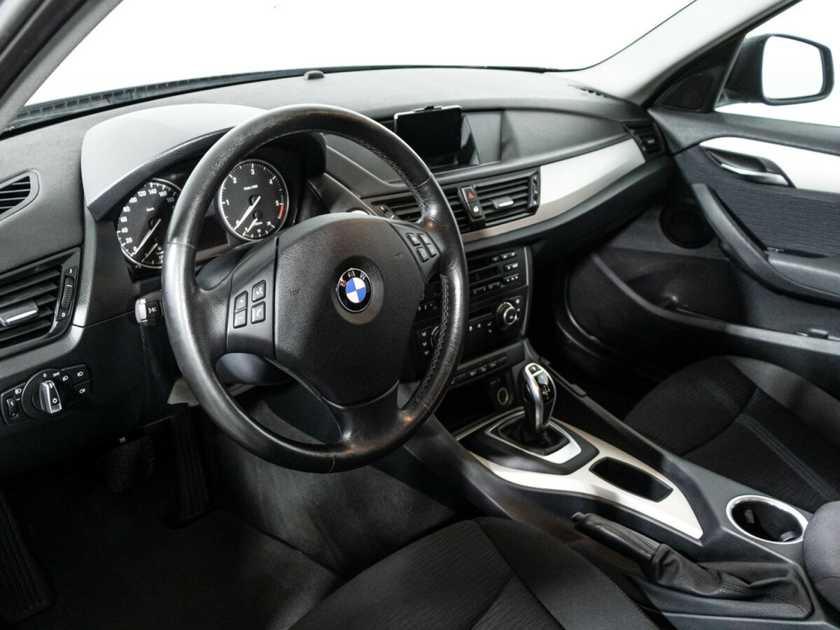 BMW X1 с пробегом — 2014 год. Фото: #10
