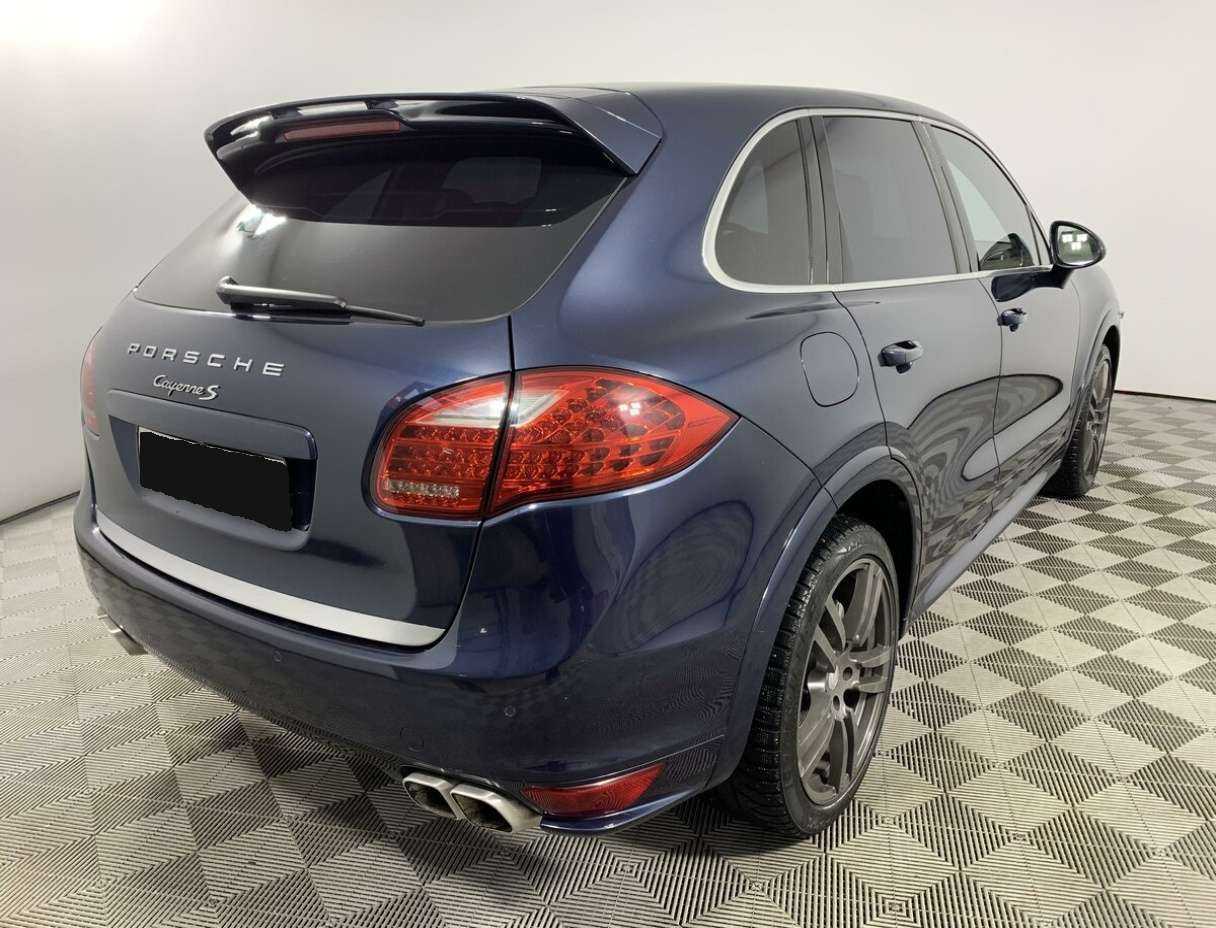 Porsche Cayenne с пробегом — 2012 год. Фото: #3