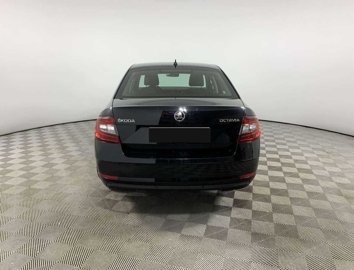 Skoda Octavia с пробегом — 2018 год. Фото: #4