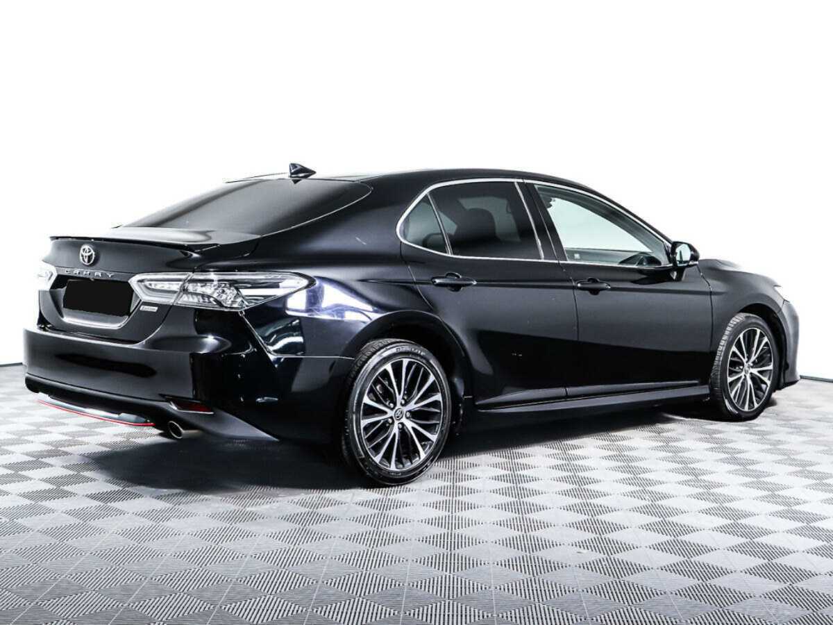 Toyota Camry с пробегом — 2020 год. Фото: #4
