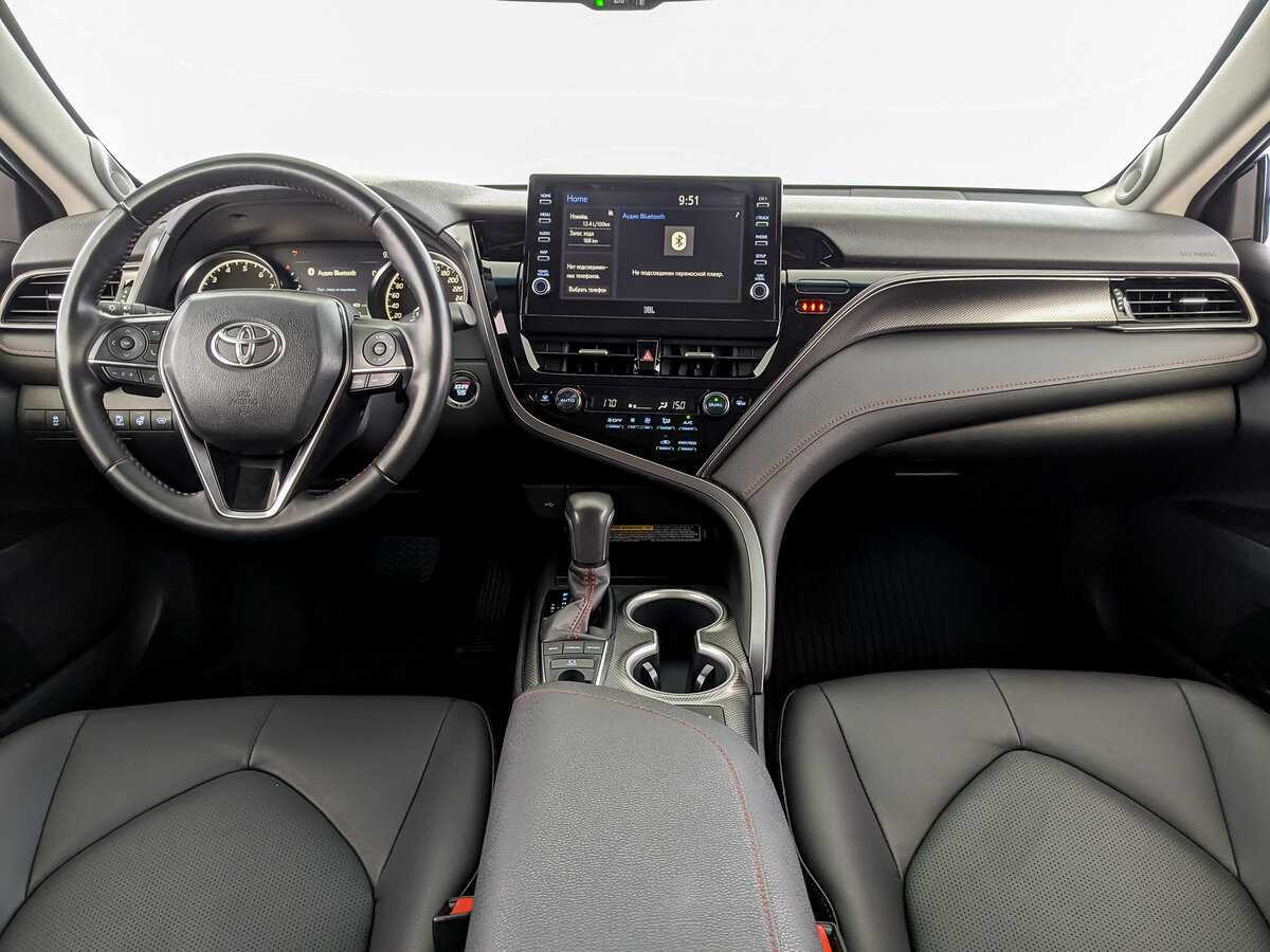 Toyota Camry с пробегом — 2022 год. Фото: #11