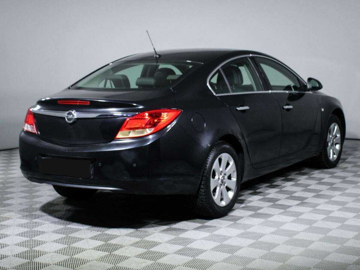 Opel Insignia с пробегом — 2010 год. Фото: #4