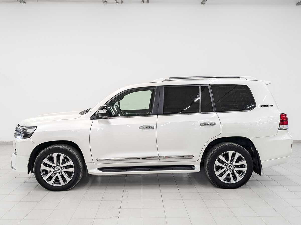 Toyota Land Cruiser с пробегом — 2017 год. Фото: #7