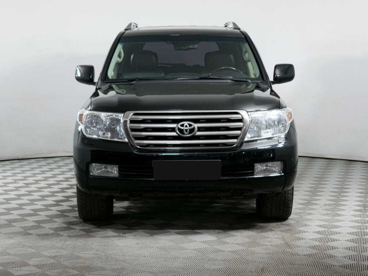 Toyota Land Cruiser с пробегом — 2011 год. Фото: #1