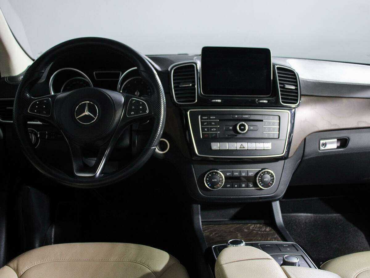 Mercedes-Benz GLS с пробегом — 2016 год. Фото: #9
